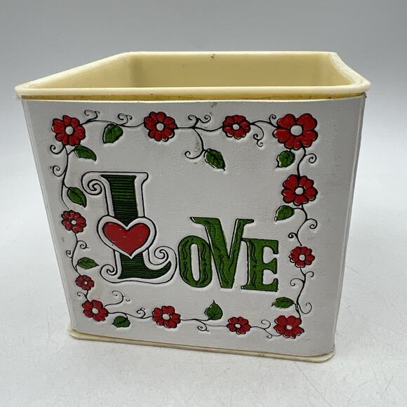 Vtg Retro 1970s Plastic Valentine Planter Cup 4" Square Red Green Hearts LOVE - Picture 2 of 8